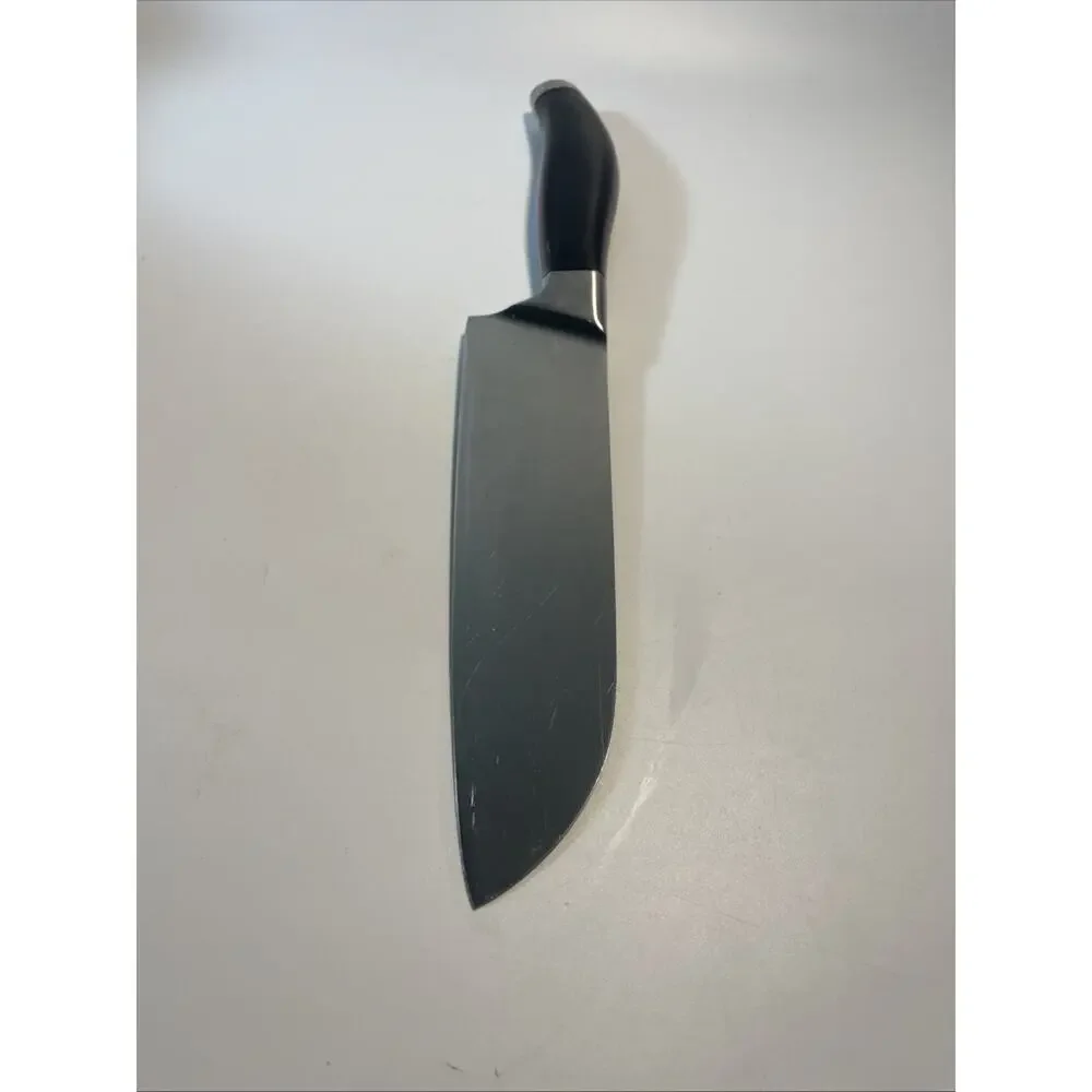 ZWILLING J.A. HENCKELS 30507-180 Size 7 inch Chef's Knife